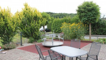 Biergarten     Gasthaus Veltheimer Hof